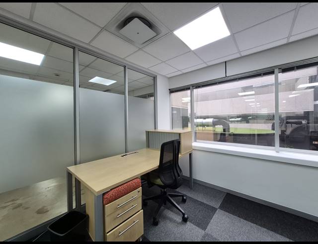 80M² OFFICE TO LET IN ROSEBANK